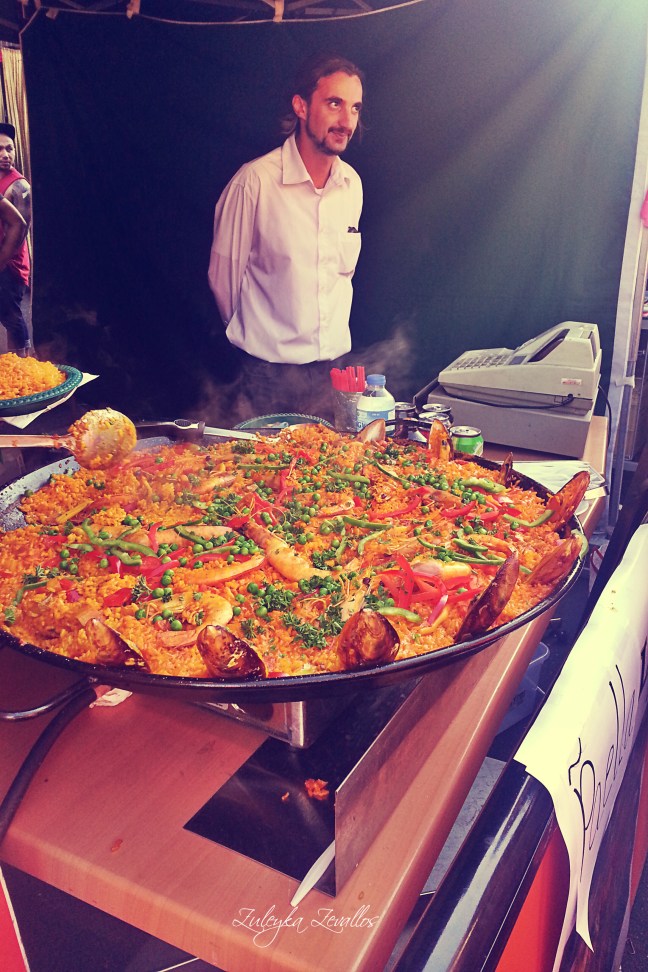 Paella at the Latin festival, Melbourne. Photo: Zuleyka Zevallos